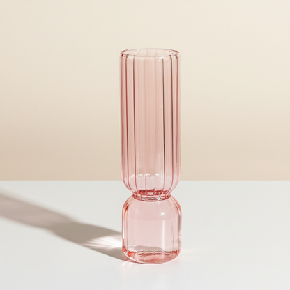 Vase en verre strié – Design contemporain lumineux L'UNIVERS DU VASE