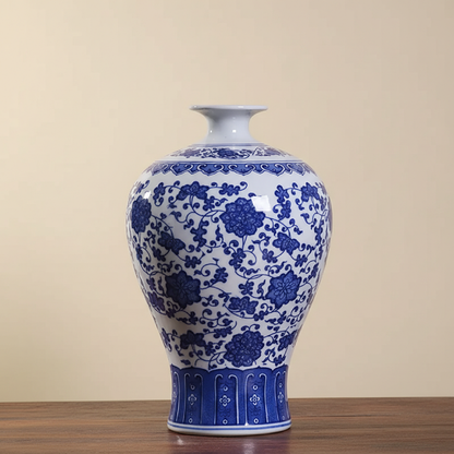 Vases en céramique bleue et blanche – Motifs floraux élégants et intemporels L'univers-du-vase