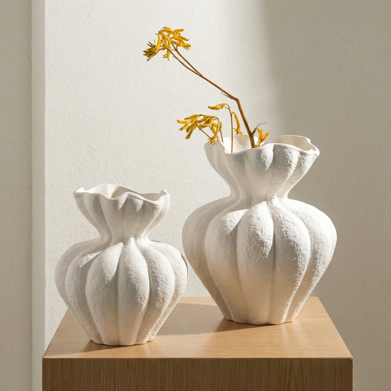 Duo vases céramique blancs design pétales