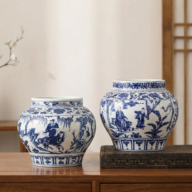 Duo vases porcelaine paysage chinois blanc et bleu lifestyle
