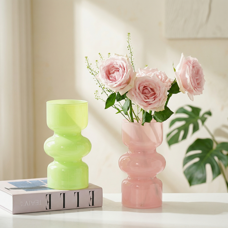 Duo vases verre vert et rose style nordique intemporel