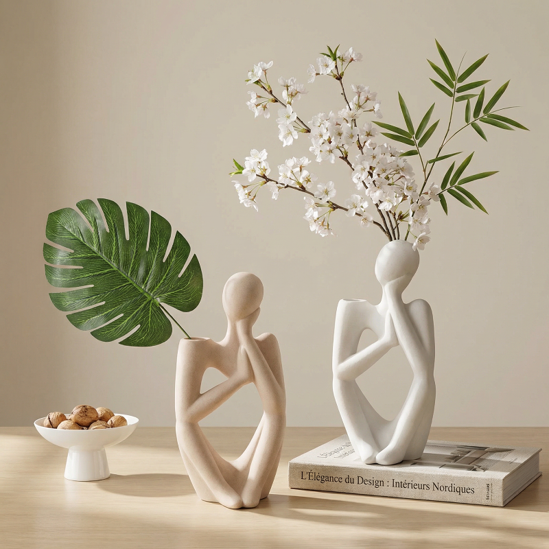 Vases décoratifs sculpturaux en céramique