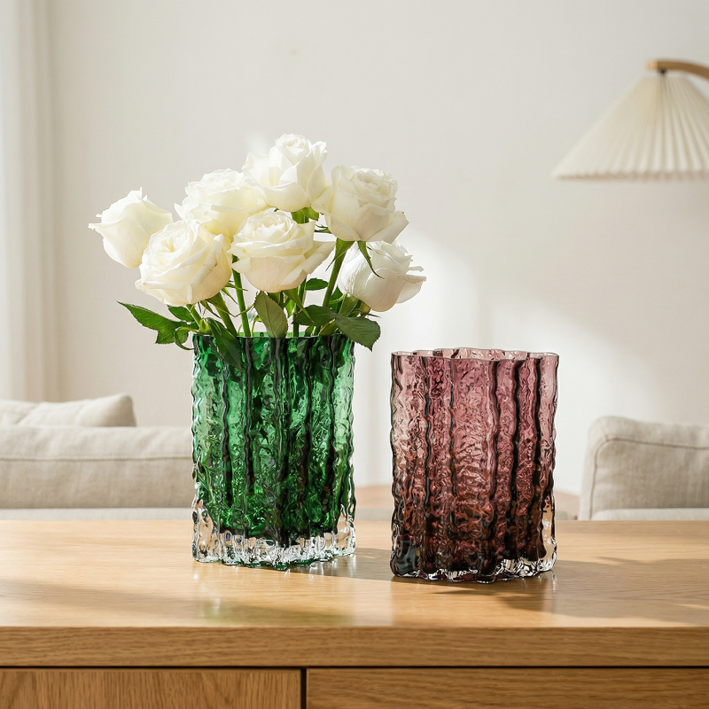 Vases en verre texturé