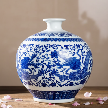 Vases en céramique bleu et blanc – Motifs dragons d’inspiration chinoise L'UNIVERS DU VASE