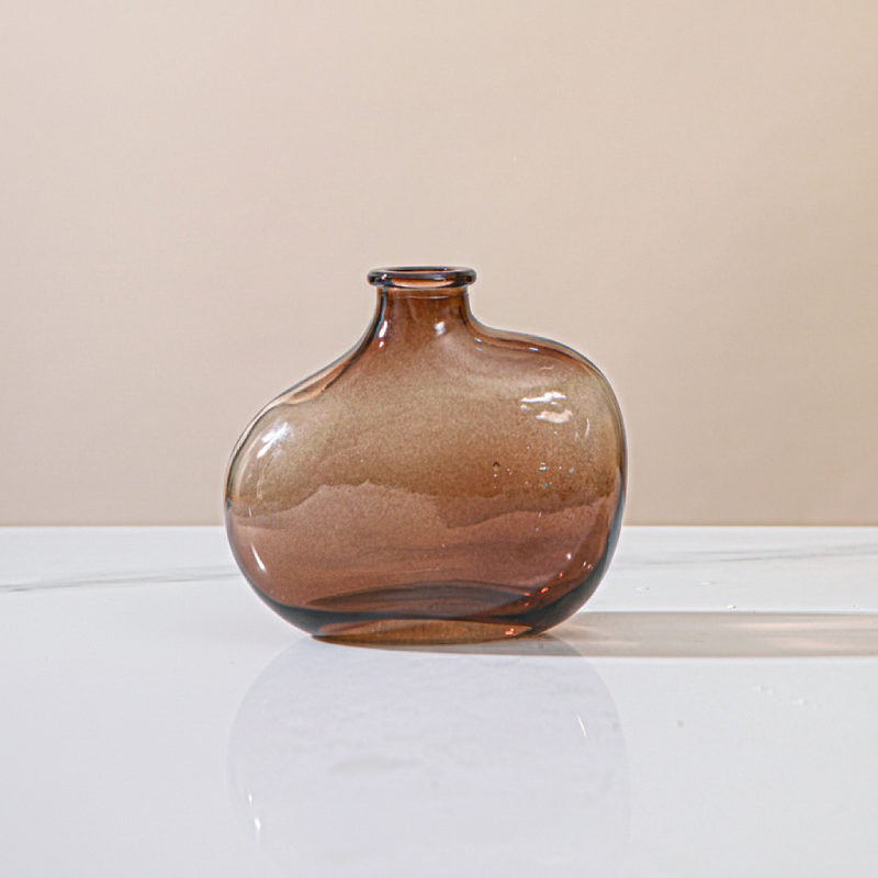 Vases en verre coloré – Design épuré L'UNIVERS DU VASE