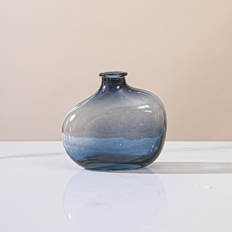 Vases en verre coloré – Design épuré L'UNIVERS DU VASE