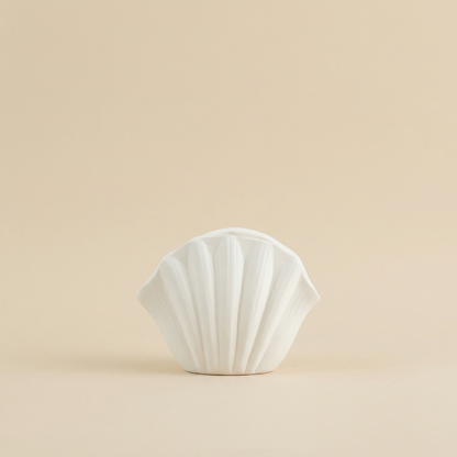 Vases en céramique forme coquillage