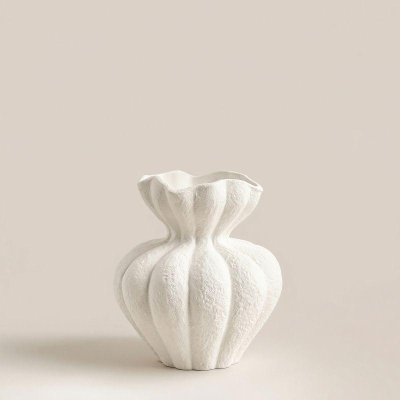 Vase céramique blancs design pétales modèle A