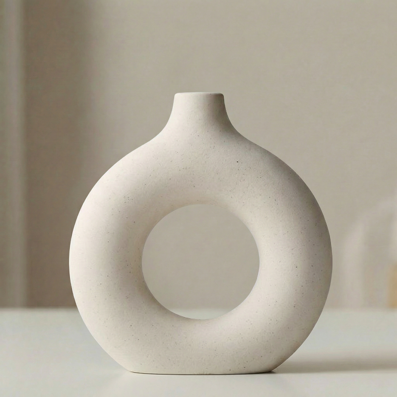 Vases en céramique design circulaire
