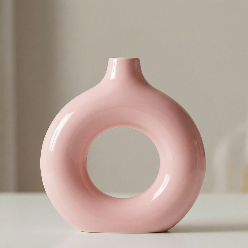 Vases en céramique design circulaire