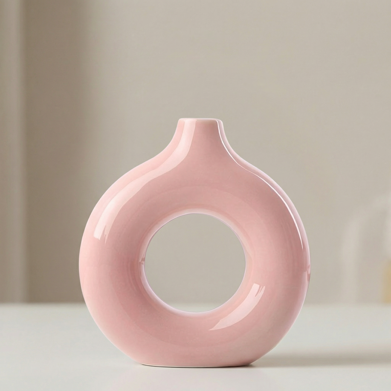 Vases en céramique design circulaire