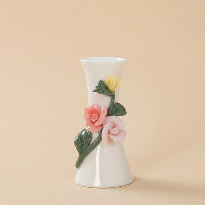 Vases en céramique roses en relief