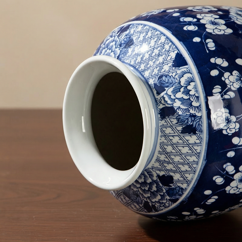 Vase céramique prune orientale italienne bleu et blanc détail haut