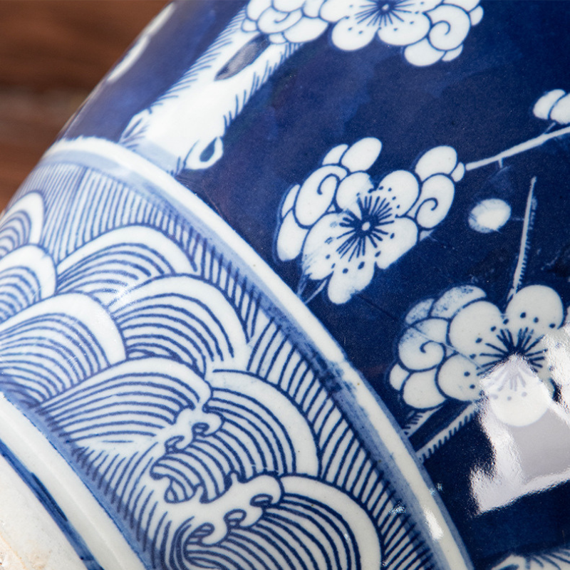 Vase céramique prune orientale italienne bleu et blanc détail motif