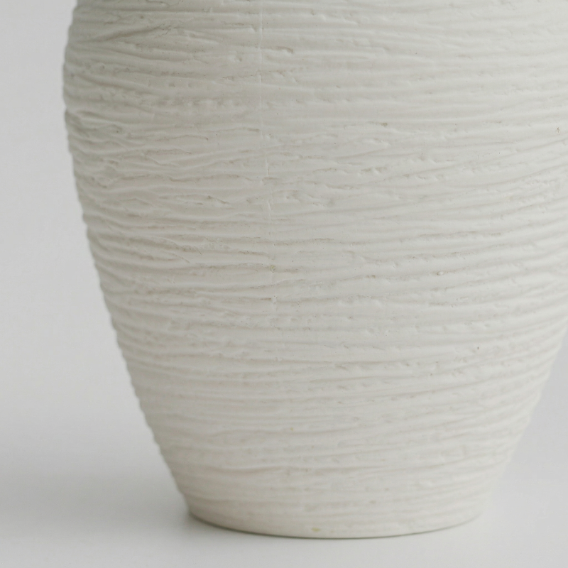 Vase céramique texturée design contemporain minimaliste matière