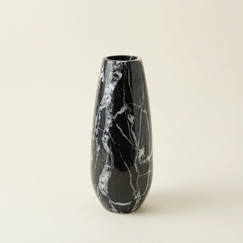 Vase marbre noir design scandinave taille L
