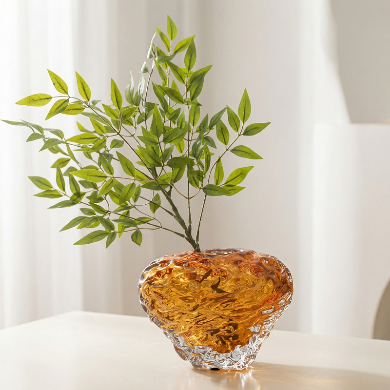 Vase verre ambre forme pierre volcanique taille S lifestyle