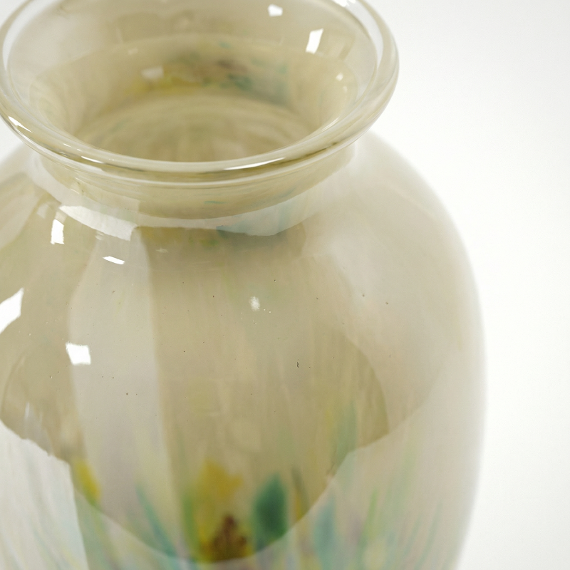 Vase verre design élégant jaune finition glaçure détail