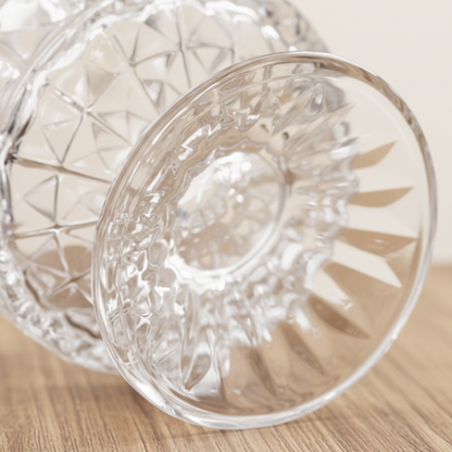 Vase verre facetté  élégant détail matière dessous