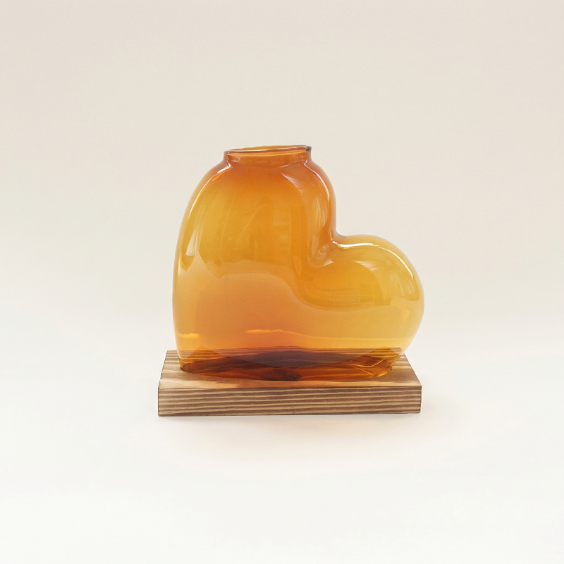 Vases en verre forme cœur