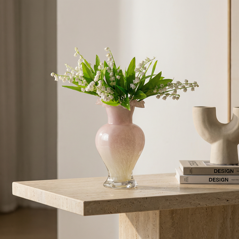Vase verre vintage forme fleur rose dégradé intérieur