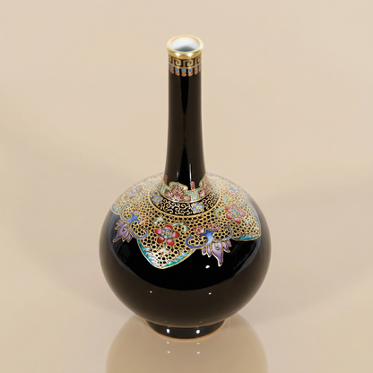 Vase en porcelaine noire et dorée – Design oriental élégant et finition brillante L'UNIVERS DU VASE