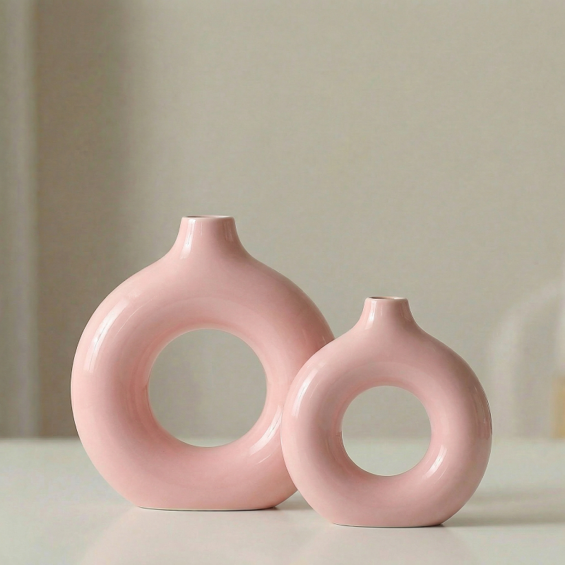 Vases en céramique design circulaire