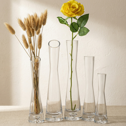 Vases verre élancés design minimaliste lifestyle