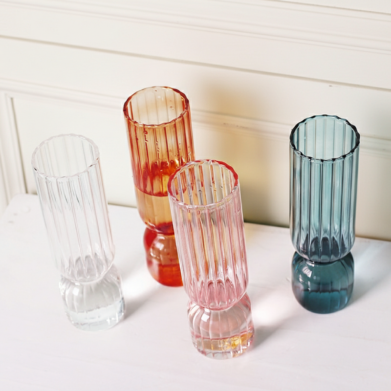 Vases verre strié design contemporain dessus