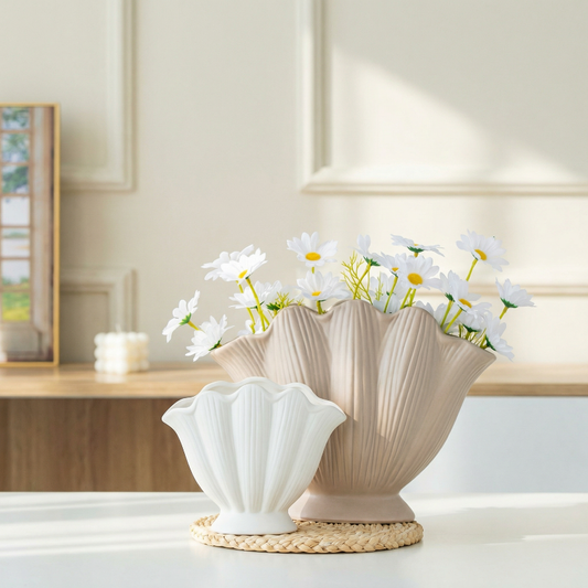 Vases en céramique forme coquillage