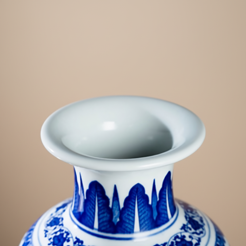 Vases en céramique bleu et blanc – Motifs dragons d’inspiration chinoise L'UNIVERS DU VASE