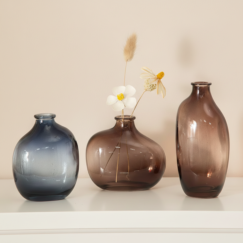 Vases en verre coloré – Design épuré L'UNIVERS DU VASE