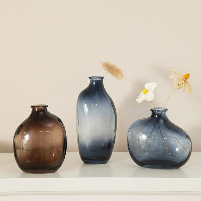 Vases en verre coloré – Design épuré L'UNIVERS DU VASE
